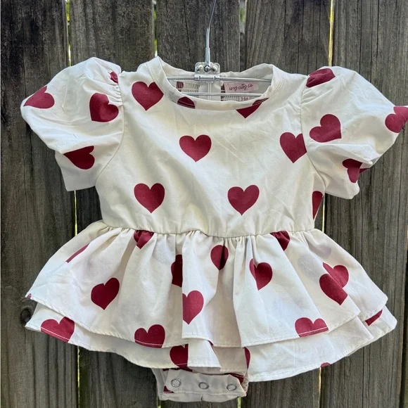 Ivy City Co Heart Ruffle Baby Bubble - Picture 11 of 13